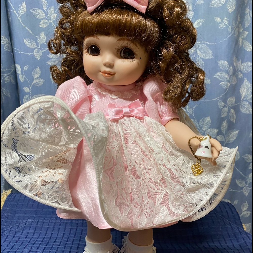 MARIE OSMOND DOLL “ADORA BELLE”💖💖REDUCED FROM $35 to $25💖💖